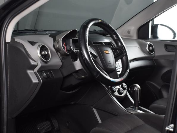 Chevrolet Aveo II с пробегом 2015 года, цена 699 999 рублей, 98712 км, седан, Автокод Объявления