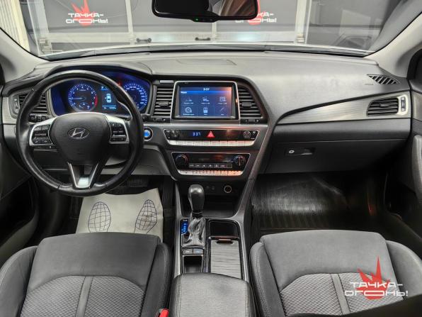 Hyundai Sonata VII (LF) Рестайлинг с пробегом 2018 года, цена 1 520 000 рублей, 131000 км, седан, Автокод Объявления