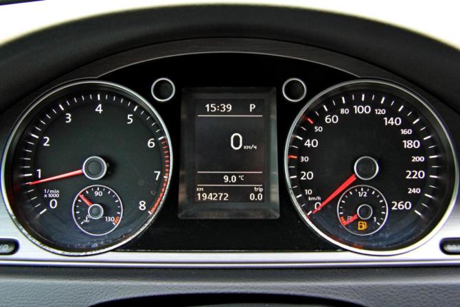 Volkswagen Passat B7 с пробегом 2013 года, цена 941 500 рублей, 194219 км, седан, Автокод Объявления