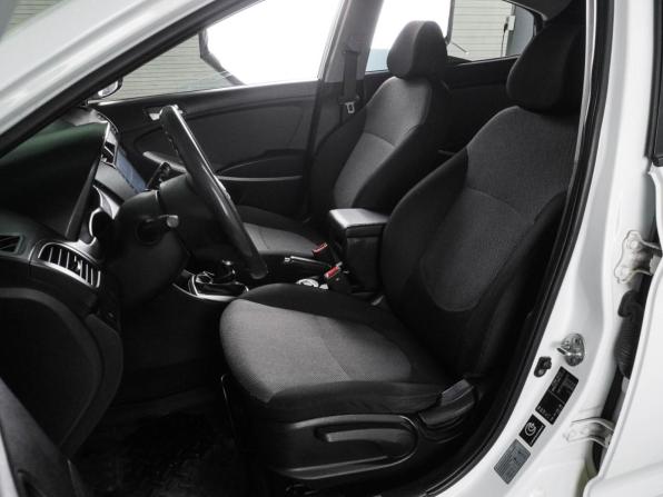 Hyundai Solaris I с пробегом 2014 года, цена 975 000 рублей, 191168 км, седан, Автокод Объявления