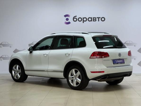 Volkswagen Touareg II с пробегом 2013 года, цена 1 820 000 рублей, 256356 км, внедорожник, Автокод Объявления