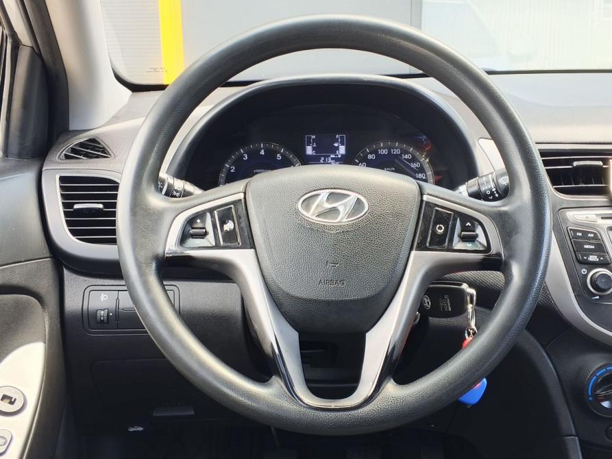 Hyundai Solaris I Рестайлинг Москва  - изображение 13