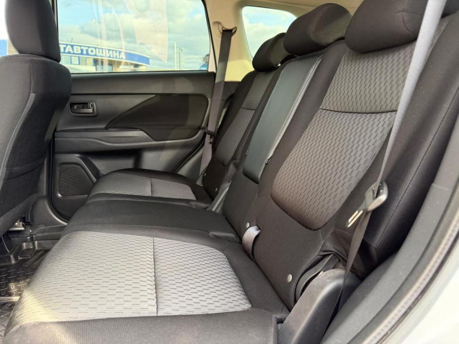 Mitsubishi Outlander III Рестайлинг Набережные Челны  - изображение 16