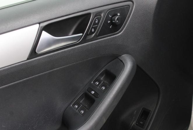 Volkswagen Jetta VI с пробегом 2012 года, цена 850 000 рублей, 201547 км, седан, Автокод Объявления