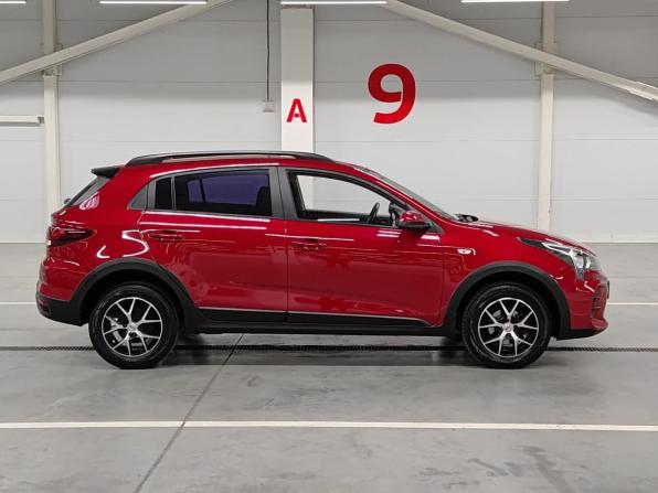 Kia Rio IV Рестайлинг с пробегом 2021 года, цена 1 950 000 рублей, 30001 км, хэтчбек, Автокод Объявления