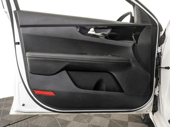 Kia Cerato IV с пробегом 2021 года, цена 1 740 000 рублей, 96535 км, седан, Автокод Объявления