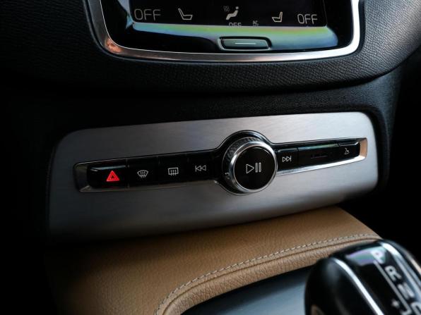Volvo XC90 II с пробегом 2015 года, цена 3 190 000 рублей, 160782 км, внедорожник, Автокод Объявления