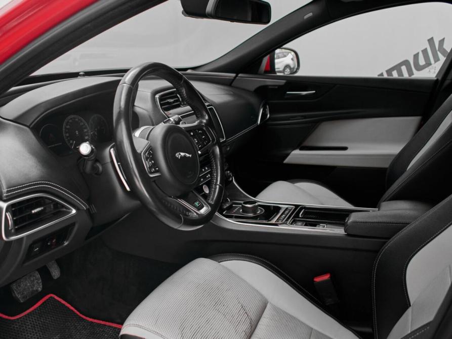 Jaguar XE I Екатеринбург  - изображение 10