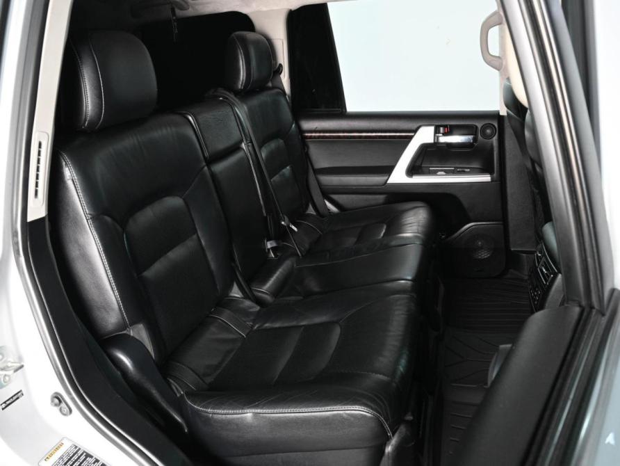 Toyota Land Cruiser 200 Series Рестайлинг 1 Ростов-на-Дону  - изображение 7