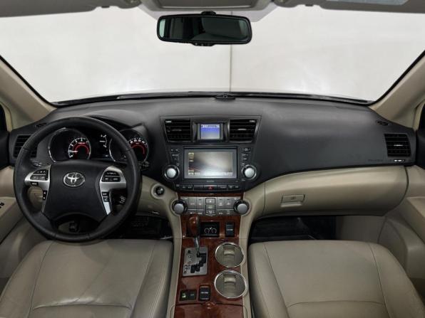 Toyota Highlander II (XU40) Рестайлинг с пробегом 2011 года, цена 1 720 000 рублей, 194407 км, внедорожник, Автокод Объявления