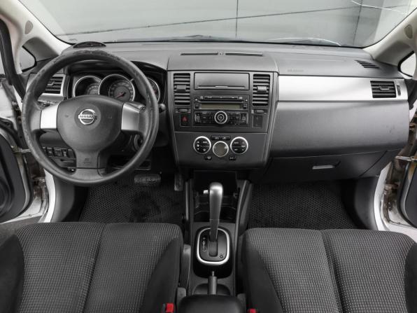 Nissan Tiida I Рестайлинг с пробегом 2011 года, цена 749 000 рублей, 147211 км, хэтчбек, Автокод Объявления