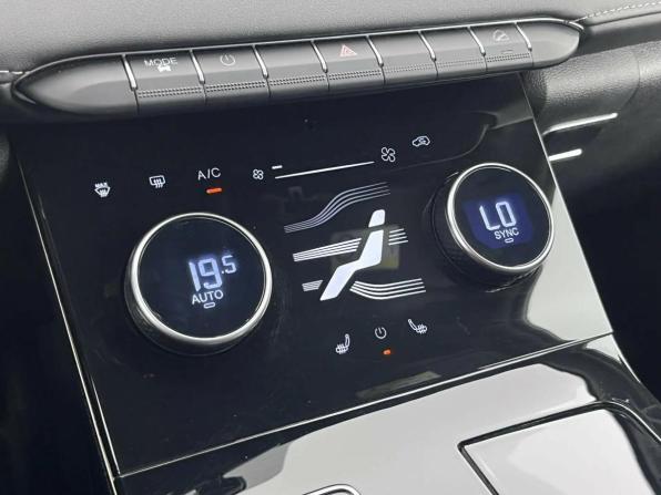 Exeed LX I Рестайлинг 2 с пробегом 2024 года, цена 2 290 000 рублей, 6450 км, внедорожник, Автокод Объявления