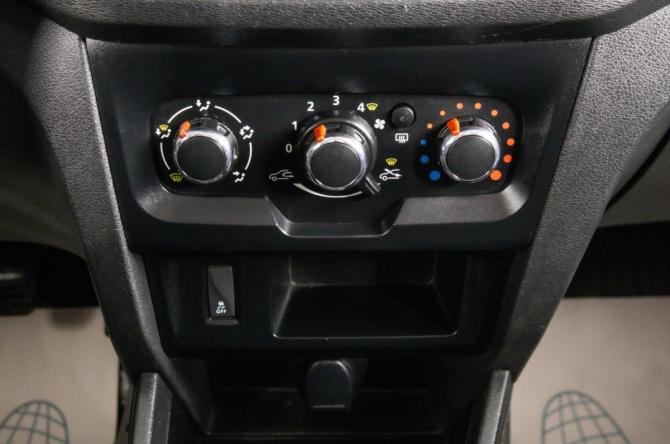 Lada (ВАЗ) XRAY I с пробегом 2017 года, цена 769 000 рублей, 176235 км, хэтчбек, Автокод Объявления
