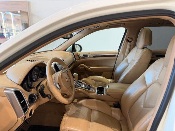 Porsche Cayenne II (958) с пробегом 2011 года, цена 2 340 000 рублей, 189000 км, внедорожник, Автокод Объявления