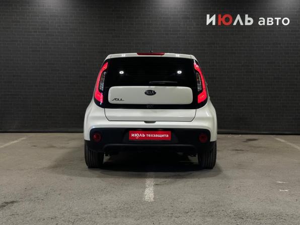 Kia Soul II Рестайлинг с пробегом 2017 года, цена 1 345 000 рублей, 170520 км, хэтчбек, Автокод Объявления