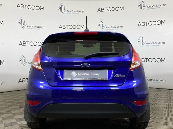 Ford Fiesta Mk6 Рестайлинг с пробегом 2016 года, цена 947 000 рублей, 58128 км, хэтчбек, Автокод Объявления