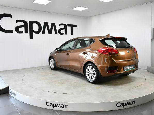 Kia Ceed II Рестайлинг с пробегом 2017 года, цена 1 447 000 рублей, 99739 км, хэтчбек, Автокод Объявления
