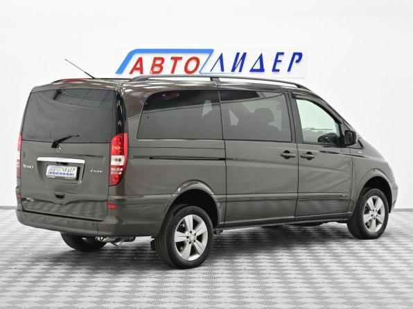 Mercedes-Benz Viano I (W639) Рестайлинг с пробегом 2013 года, цена 1 759 000 рублей, 138447 км, минивэн, Автокод Объявления