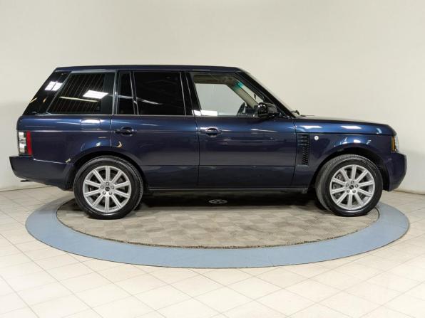 Land Rover Range Rover III Рестайлинг 2 с пробегом 2012 года, цена 2 150 000 рублей, 305000 км, внедорожник, Автокод Объявления