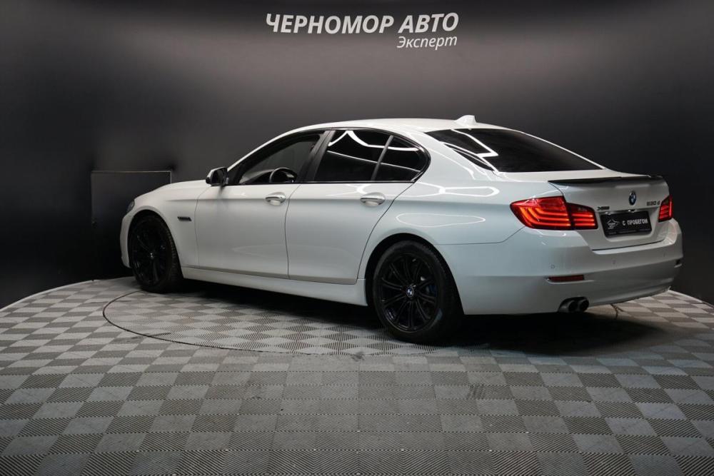 BMW 5 серии VI (F10/F11/F07) Рестайлинг Крым  - изображение 3