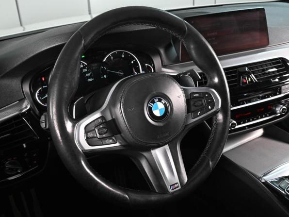 BMW 5 серии VII (G30/G31/G38) с пробегом 2018 года, цена 3 499 000 рублей, 98005 км, седан, Автокод Объявления