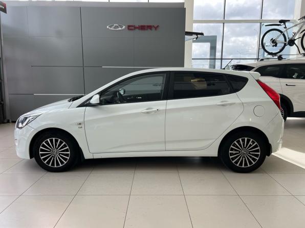 Hyundai Solaris I Рестайлинг с пробегом 2014 года, цена 1 099 000 рублей, 97908 км, хэтчбек, Автокод Объявления