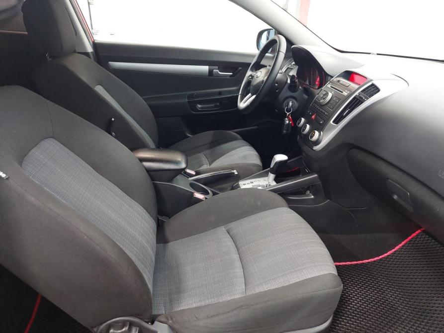 Kia Ceed I Рестайлинг Пермь  - изображение 14
