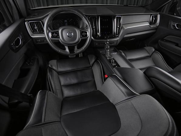 Новый Volvo XC60 II 2020 года, цена 3 766 000 рублей, внедорожник, Автокод Объявления