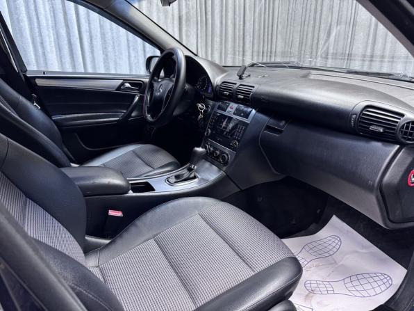 Mercedes-Benz C-Класс II (W203) Рестайлинг с пробегом 2005 года, цена 640 000 рублей, 437359 км, седан, Автокод Объявления