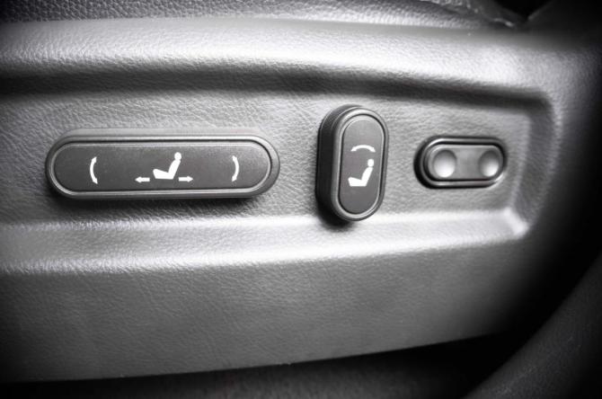 Hyundai Santa Fe II Рестайлинг с пробегом 2010 года, цена 1 349 000 рублей, 357486 км, внедорожник, Автокод Объявления