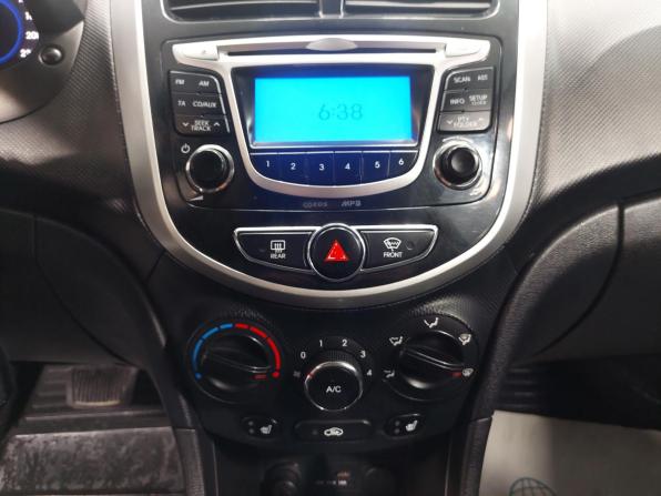 Hyundai Solaris I с пробегом 2014 года, цена 800 000 рублей, 190000 км, седан, Автокод Объявления
