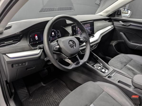Skoda Octavia IV (A8) с пробегом 2020 года, цена 2 750 000 рублей, 52871 км, лифтбек, Автокод Объявления