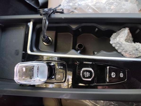 Новый Volvo XC60 II Рестайлинг 2 2026 года, цена 6 350 000 рублей, внедорожник, Автокод Объявления