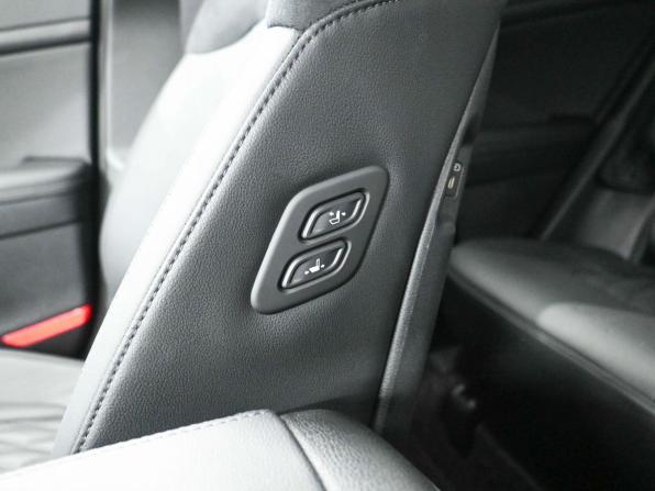 Kia Sportage V с пробегом 2025 года, цена 4 979 900 рублей, 5000 км, внедорожник, Автокод Объявления