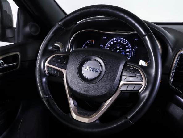 Jeep Grand Cherokee IV (WK2) Рестайлинг с пробегом 2013 года, цена 1 790 000 рублей, 223500 км, внедорожник, Автокод Объявления