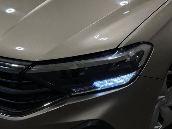Volkswagen Polo VI с пробегом 2020 года, цена 1 699 000 рублей, 76234 км, лифтбек, Автокод Объявления