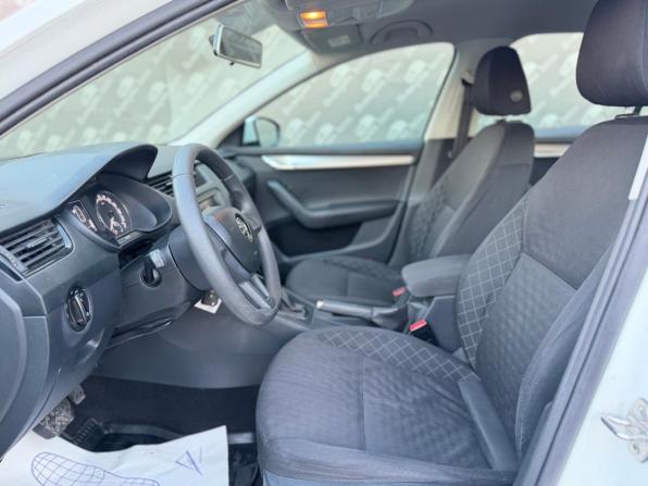 Skoda Octavia III (A7) Рестайлинг с пробегом 2019 года, цена 970 000 рублей, 174200 км, лифтбек, Автокод Объявления
