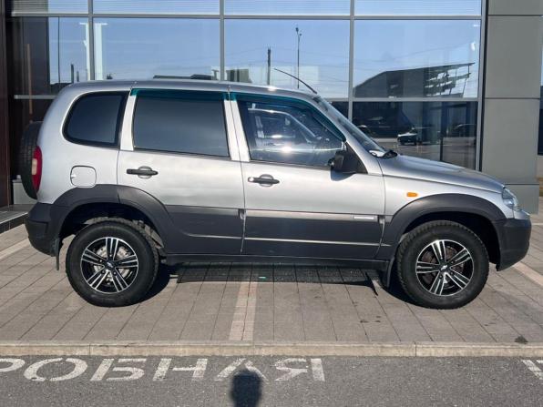 Chevrolet Niva I Рестайлинг с пробегом 2010 года, цена 435 000 рублей, 246490 км, внедорожник, Автокод Объявления