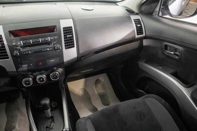 Mitsubishi Outlander II Рестайлинг с пробегом 2010 года, цена 1 249 000 рублей, 157000 км, внедорожник, Автокод Объявления
