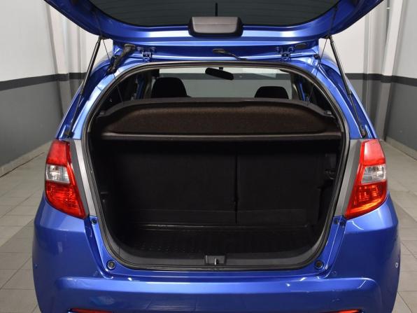 Honda Jazz II Рестайлинг с пробегом 2012 года, цена 879 995 рублей, 164848 км, хэтчбек, Автокод Объявления
