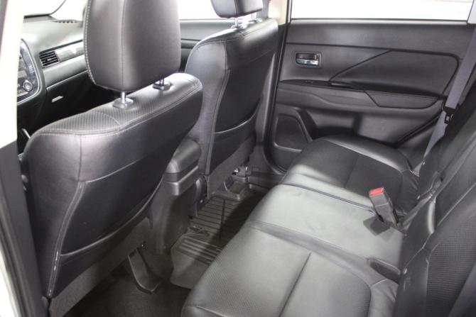 Mitsubishi Outlander III Рестайлинг 2 с пробегом 2016 года, цена 2 100 000 рублей, 86000 км, внедорожник, Автокод Объявления