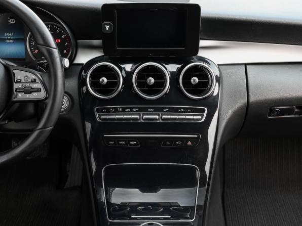 Mercedes-Benz C-Класс IV (W205) Рестайлинг с пробегом 2018 года, цена 2 398 000 рублей, 120000 км, седан, Автокод Объявления