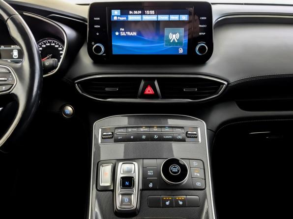 Hyundai Santa Fe IV Рестайлинг с пробегом 2022 года, цена 3 300 000 рублей, 105466 км, внедорожник, Автокод Объявления