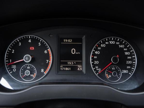 Volkswagen Jetta VI с пробегом 2014 года, цена 812 200 рублей, 171861 км, седан, Автокод Объявления