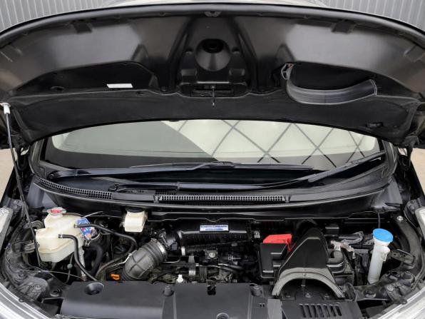 Honda Stepwgn V Рестайлинг с пробегом 2017 года, цена 2 307 000 рублей, 120875 км, минивэн, Автокод Объявления
