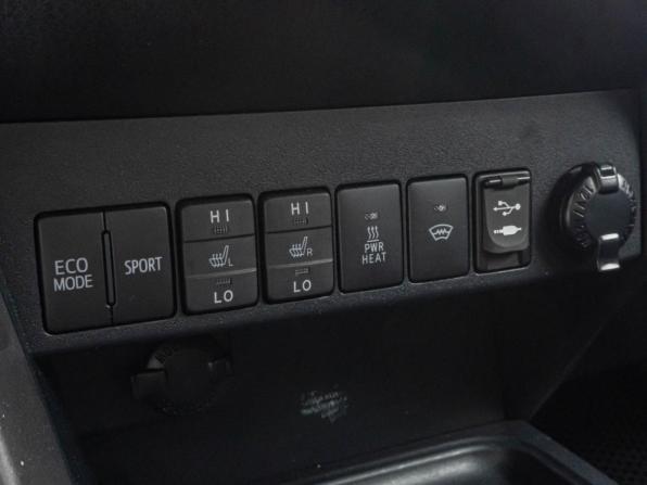Toyota RAV4 IV (XA40) Рестайлинг с пробегом 2018 года, цена 2 429 000 рублей, 141330 км, внедорожник, Автокод Объявления