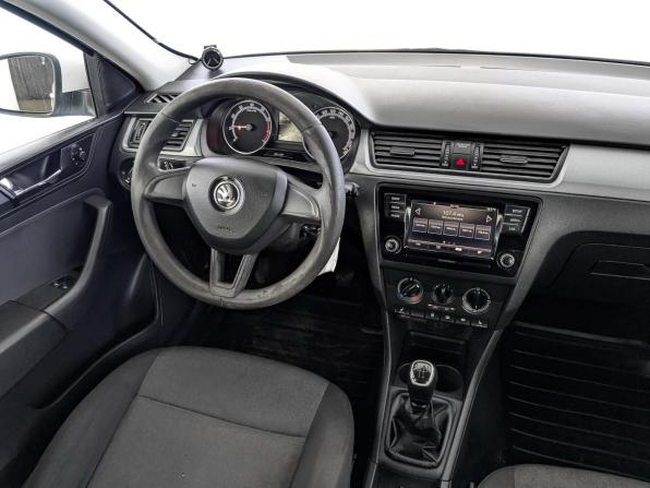 Skoda Rapid I Рестайлинг с пробегом 2019 года, цена 755 000 рублей, 258967 км, лифтбек, Автокод Объявления