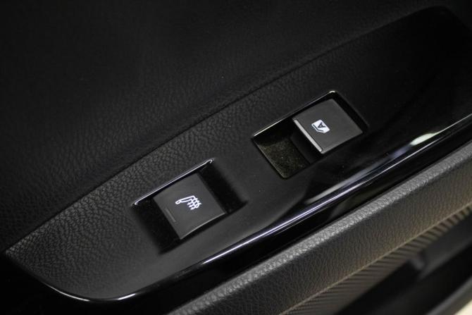 Toyota Camry VIII (XV70) с пробегом 2018 года, цена 2 499 000 рублей, 210296 км, седан, Автокод Объявления