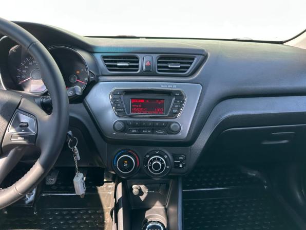 Kia Rio III с пробегом 2014 года, цена 630 000 рублей, 188278 км, седан, Автокод Объявления