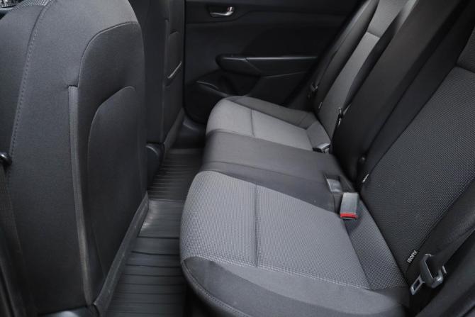 Hyundai Solaris II с пробегом 2019 года, цена 1 359 000 рублей, 139000 км, седан, Автокод Объявления